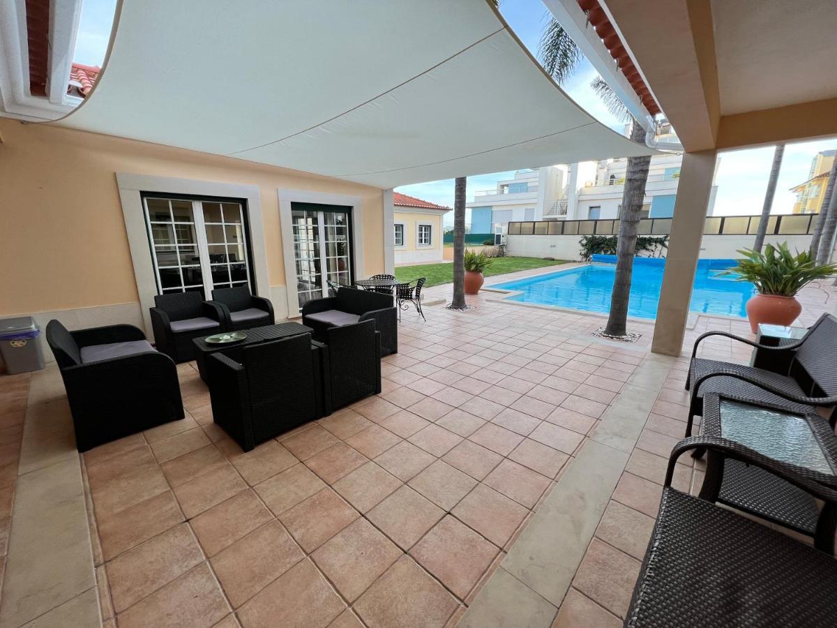 B&B With Heated Pool Сан-Мартинью-ду-Порту Экстерьер фото