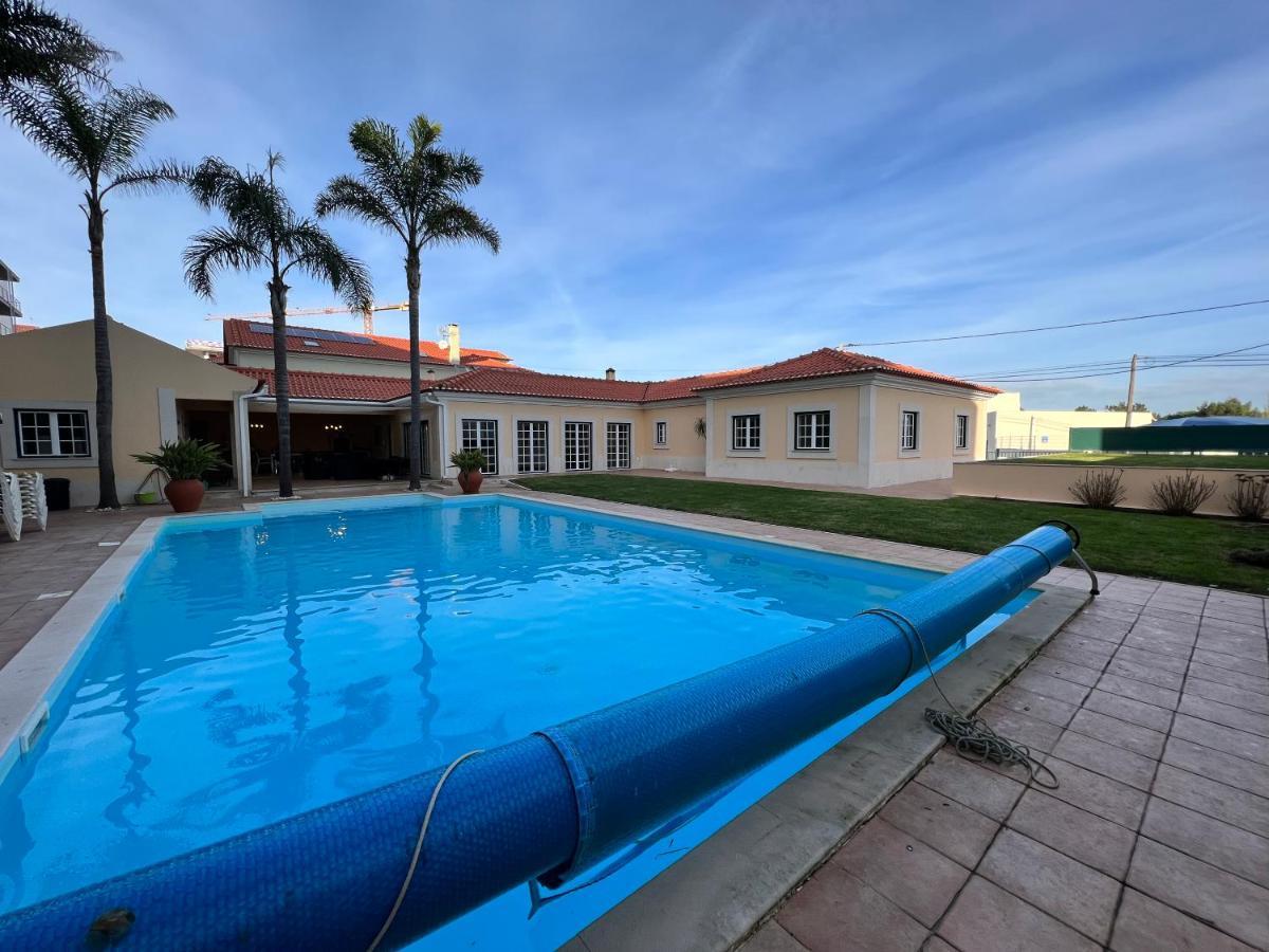 B&B With Heated Pool Сан-Мартинью-ду-Порту Экстерьер фото