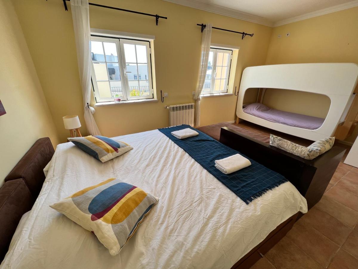 B&B With Heated Pool Сан-Мартинью-ду-Порту Экстерьер фото
