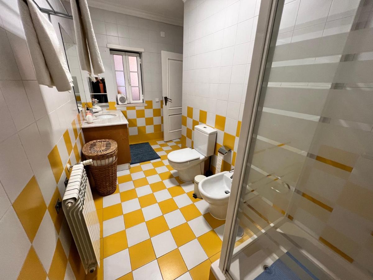 B&B With Heated Pool Сан-Мартинью-ду-Порту Экстерьер фото